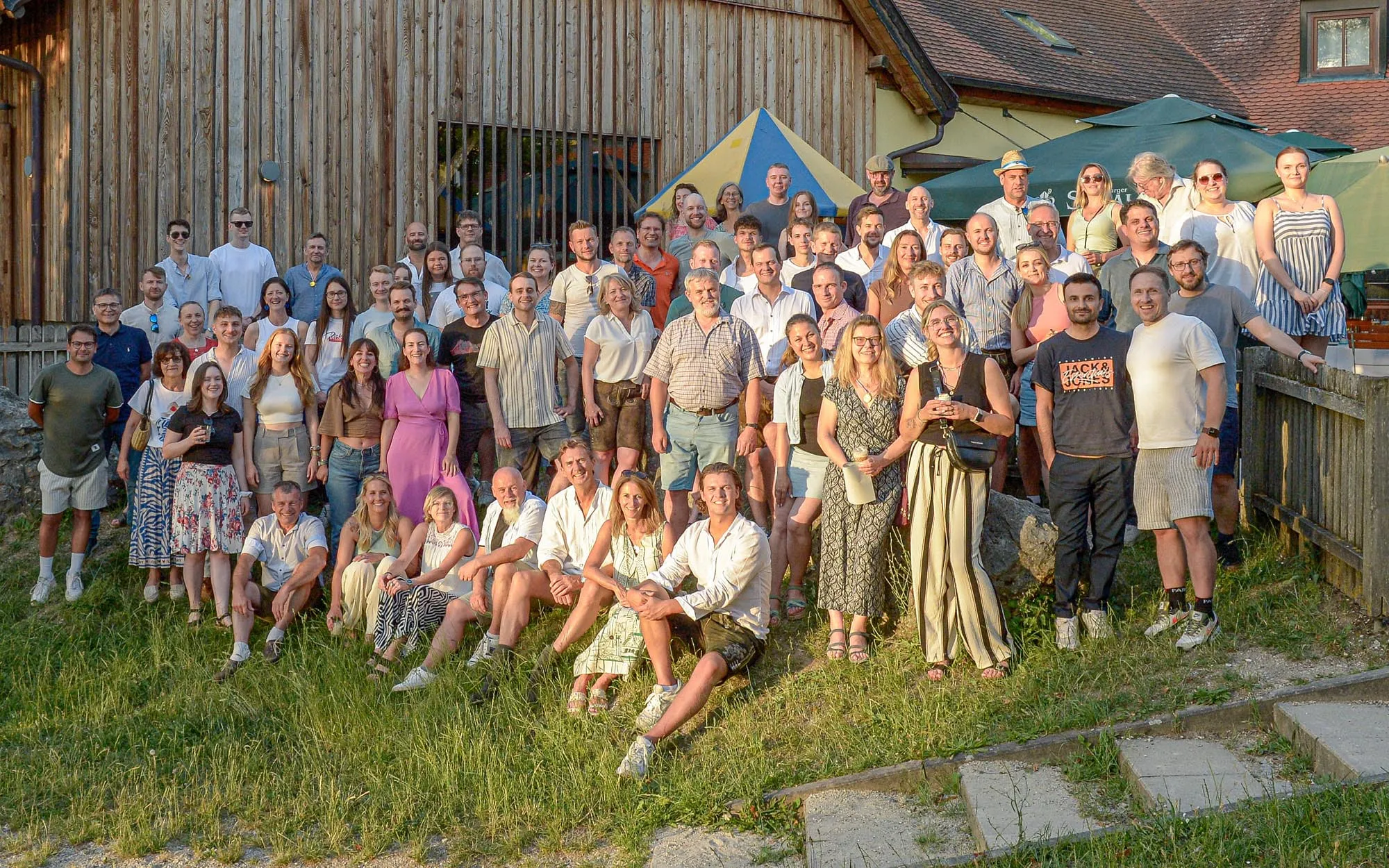 Mitarbeiter bei Sommerfest 2025 an der Walba